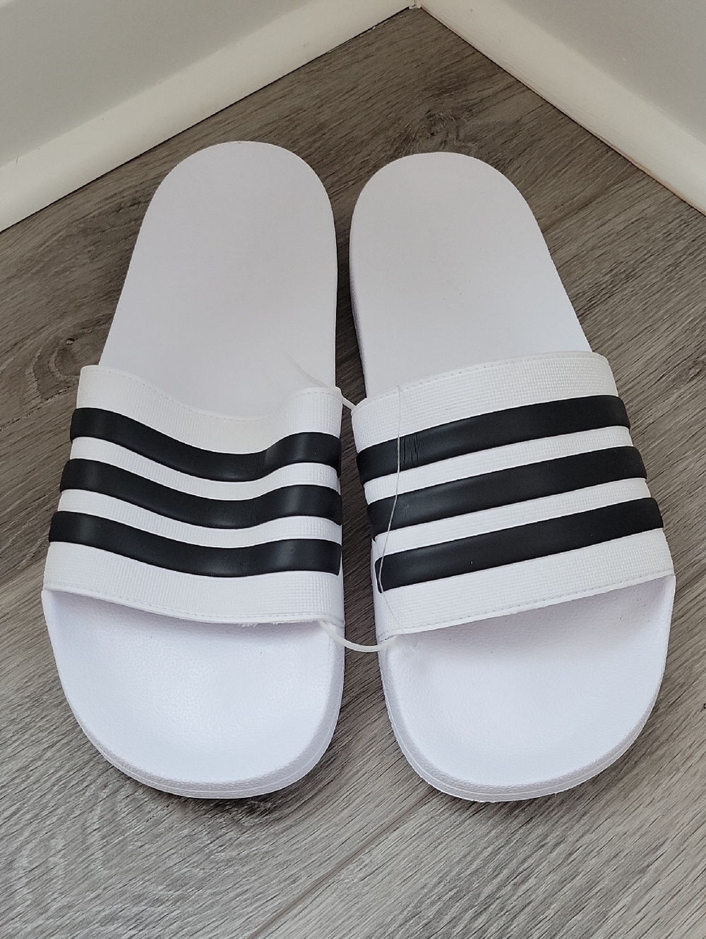 Adidas Adilette Shower Slides White Black Sandals Slides Size 13 NWT-No Box